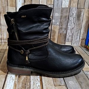 R-Tex leather boots loaded with detail